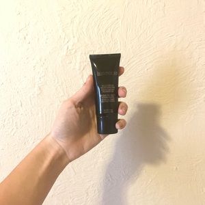 Laura mercier foundation